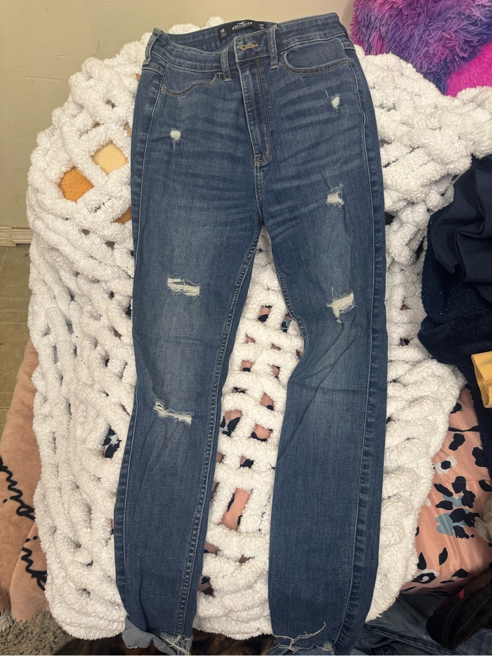Hollister Women's Skinny Ripped Dark Blue Jeans